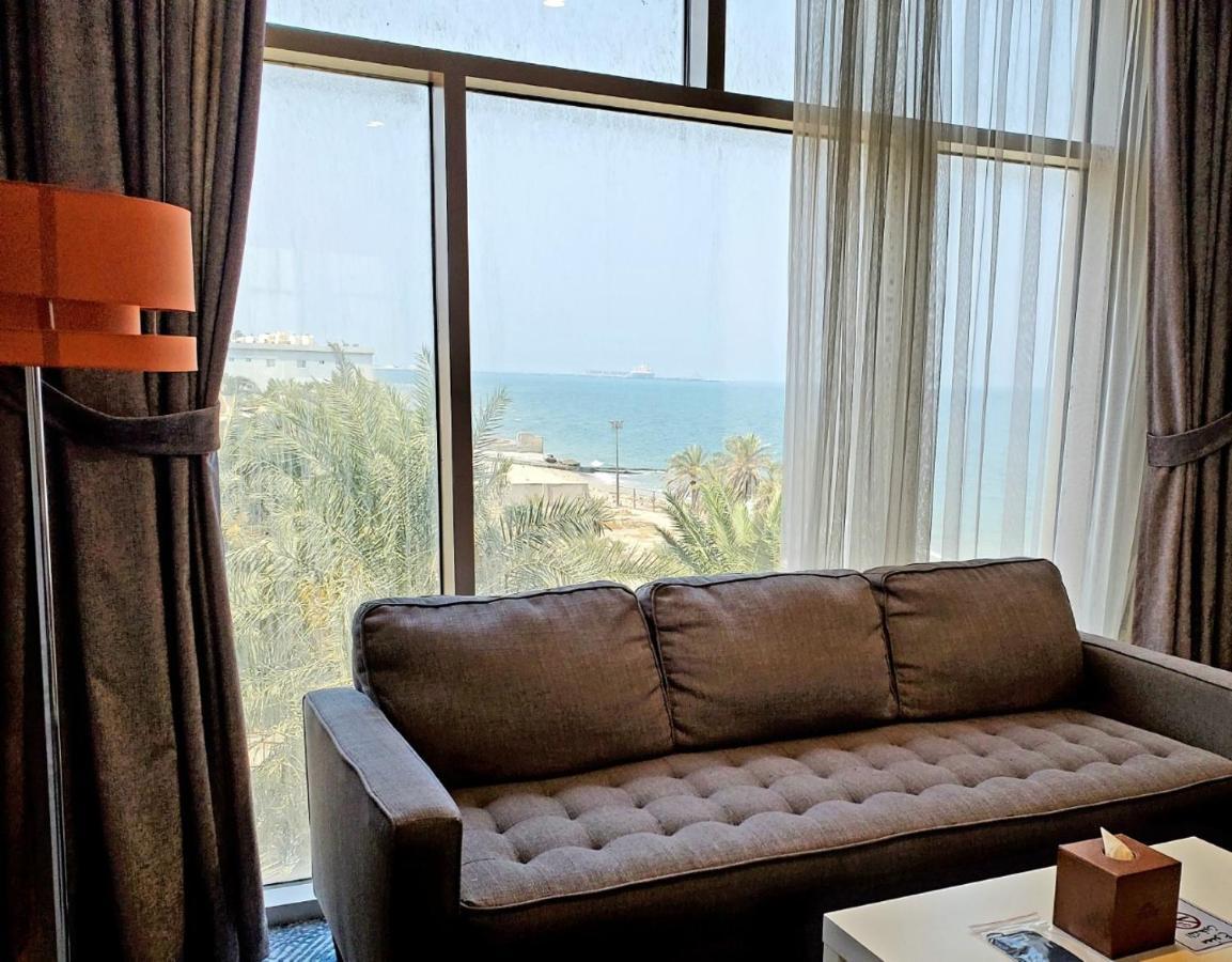 Al Kout Beach Hotel Koeweit Buitenkant foto
